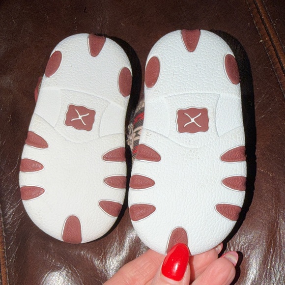 Twisted X baby shoes - Picture 3 of 5